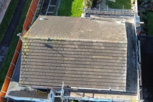 roofer in swindon