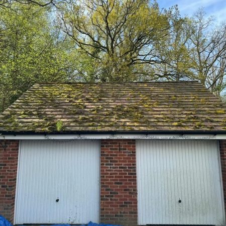 roof cleaning swindon